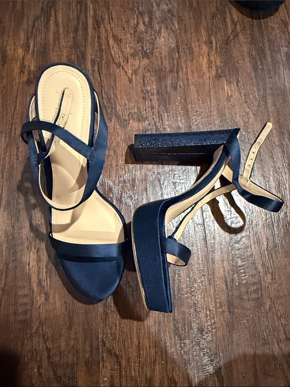 Imagine by Vince Camuto Navy Platform Block Heel Sandals Sz 9